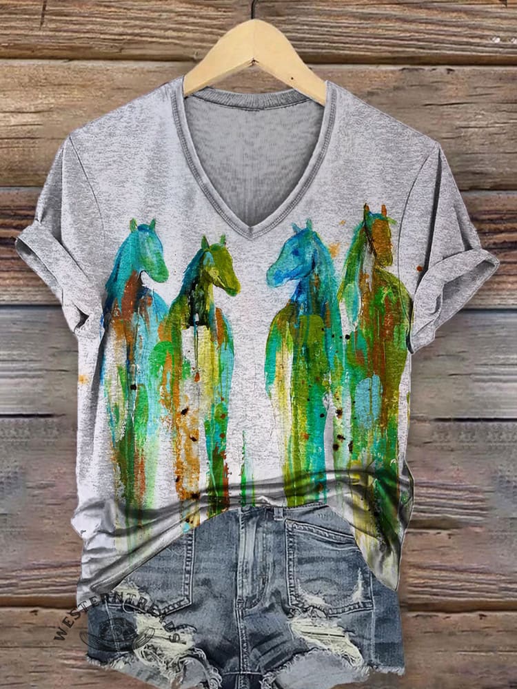 Women's vintage short-sleeve tee with artistic watercolor horse print - soft breathable cotton for casual style