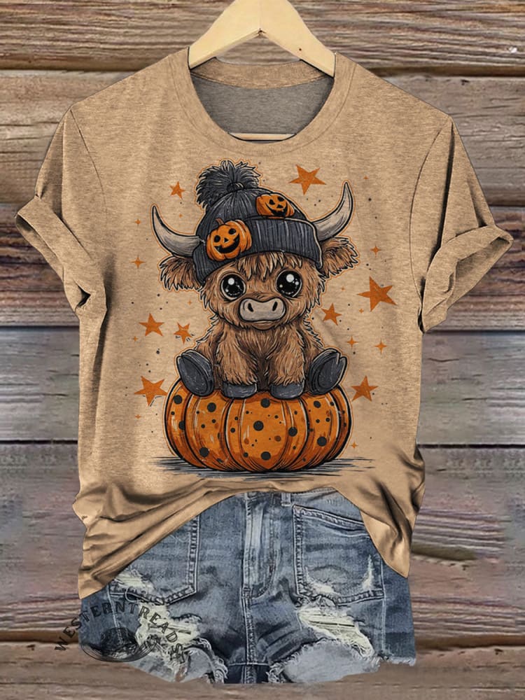 Vintage Pumpkin Highland Cow Art Print Casual T-shirt