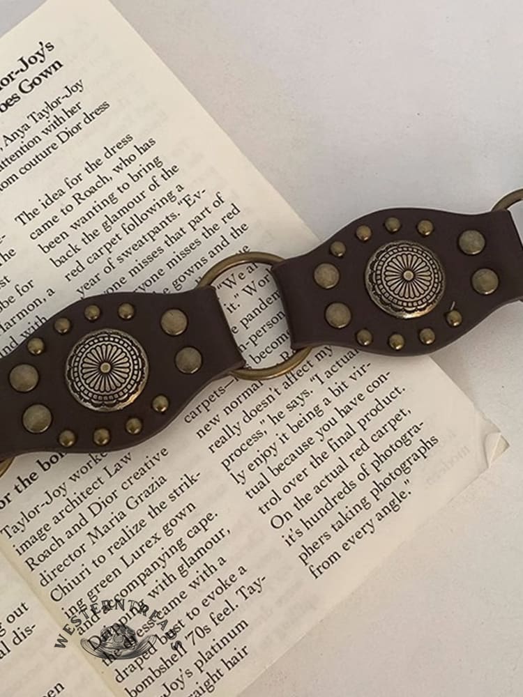 Western Cowboy Vintage Rivet Belt