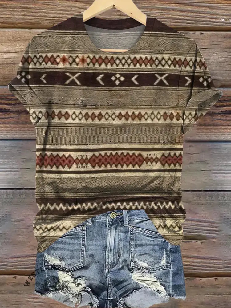 Retro Art Pattern Print T-shirt