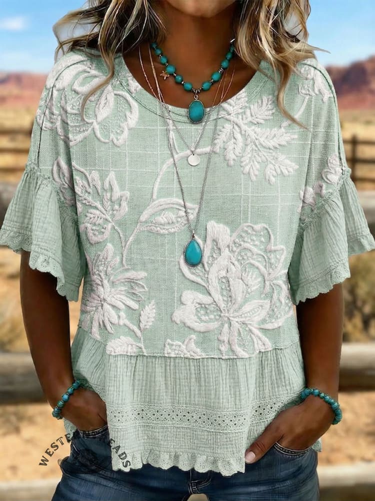 Vintage Art Hollowed Out Lace Patchwork T-Shirt