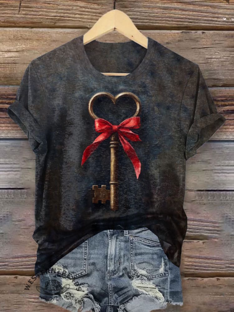 Vintage Valentine's Day Heart Key Art Print T-shirt