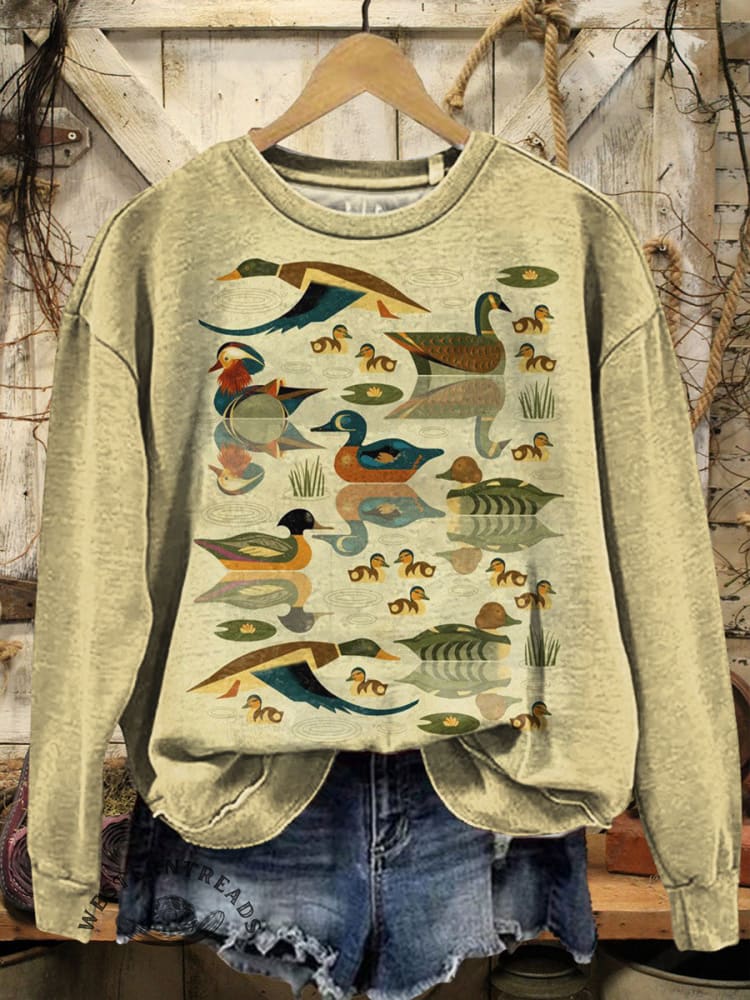 Vintage Duck Art Print Casual Sweatshirt