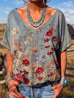 Women's Vintage Atr Print V-neck T-shirt