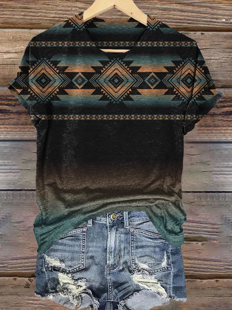Retro Aztec Gradient Graphic Print Casual T-shirt
