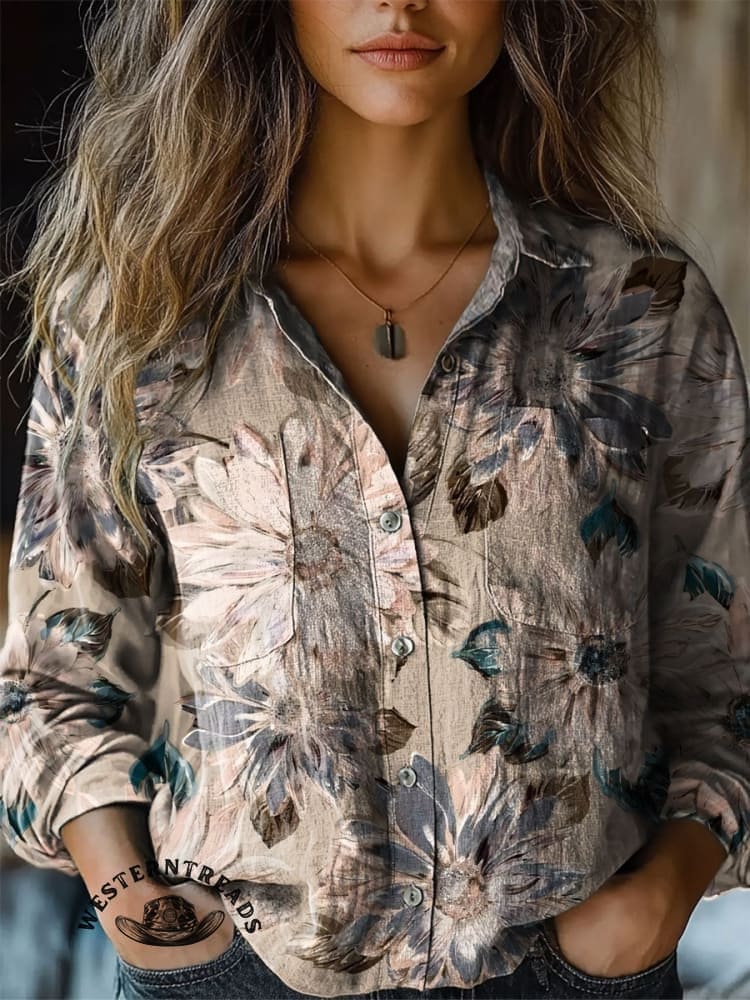🔥Hot Sale🔥Women's Retro Beige Floral Print Casual V-neck T-shirt