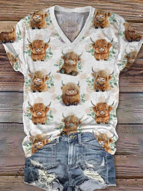 Women's Highland Cow V-neck Casual T-Shirt