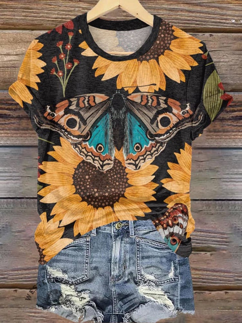 Flower & Moth Print T-shirt
