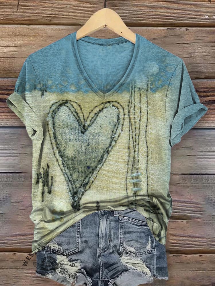 Women's Vintage Heart Art Print V-neck Casual T-Shirt