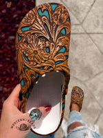 Vintage Art Print Casual Hole Slippers