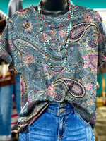Vintage Paisley Print Casual T-shirt