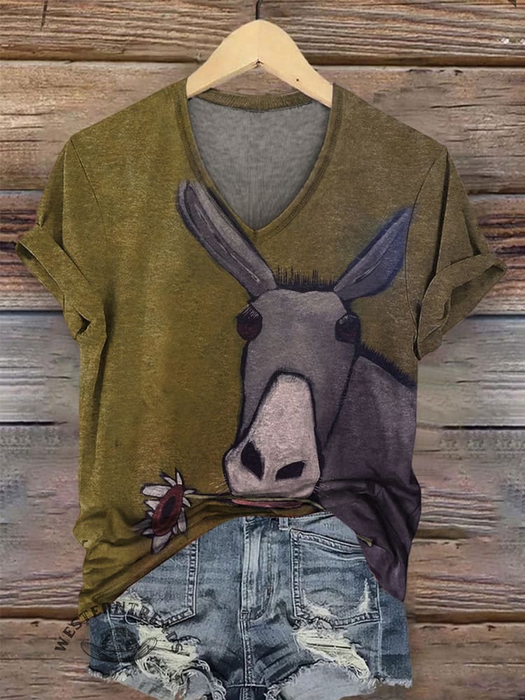 🔥Hot Sale🔥Vintage Rustic Flower-Munchin’ Donkey Graphic Casual T-shirt
