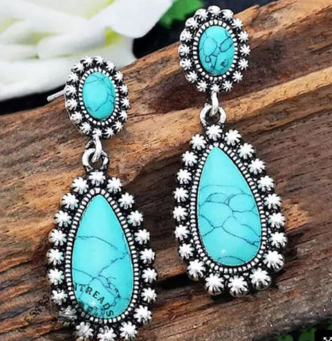 Very popular ✨Turquoise Flower Pendant Alloy Necklace