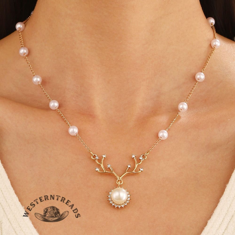 Christmas Reindeer Pearl Necklace