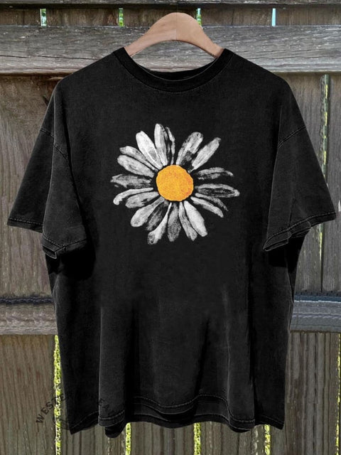 Black Daisy Printed T-shirt