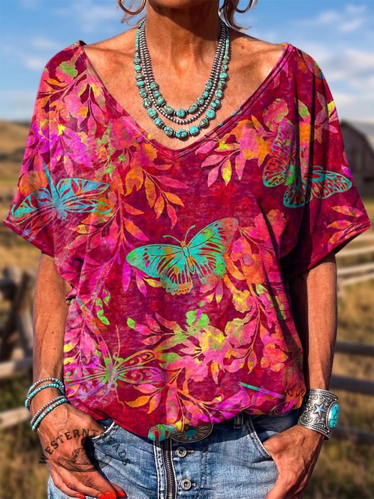 Women's Vintage Atr Print V-neck T-shirt