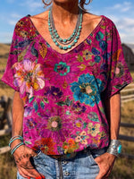 Women's Vintage Atr Print V-neck T-shirt