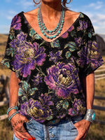 Women's Vintage Atr Print V-neck T-shirt