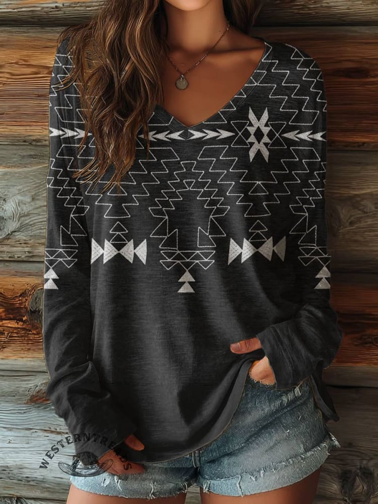 100% Cotton🍃Women's Aztec Print Casual V-neck Long Sleeve T-shirt