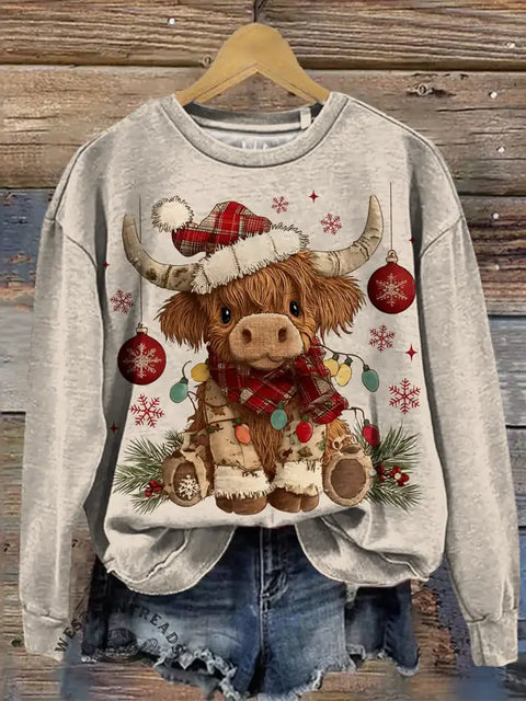 Highland Cow Christmas Art Print Casual Sweatshirt